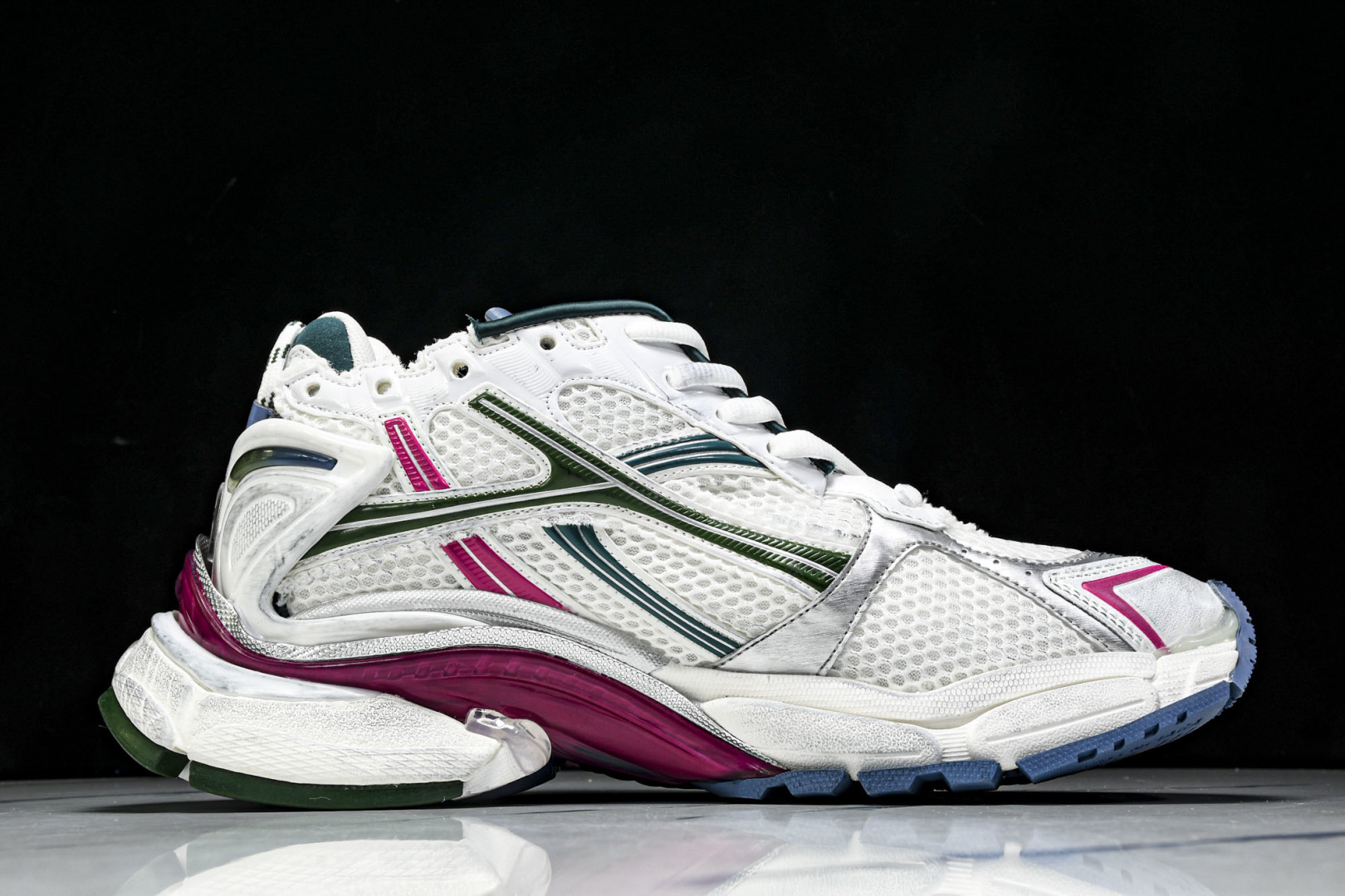 巴黎 尺码35-46

纯原版出品-Balenciaga Runner Kith Four.Color 