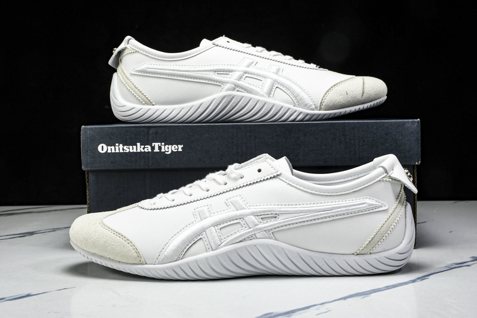 MEXICO 尺码36-45

纯原版出品-Onitsuka Tiger鬼塚虎 MEXICO 66 DR