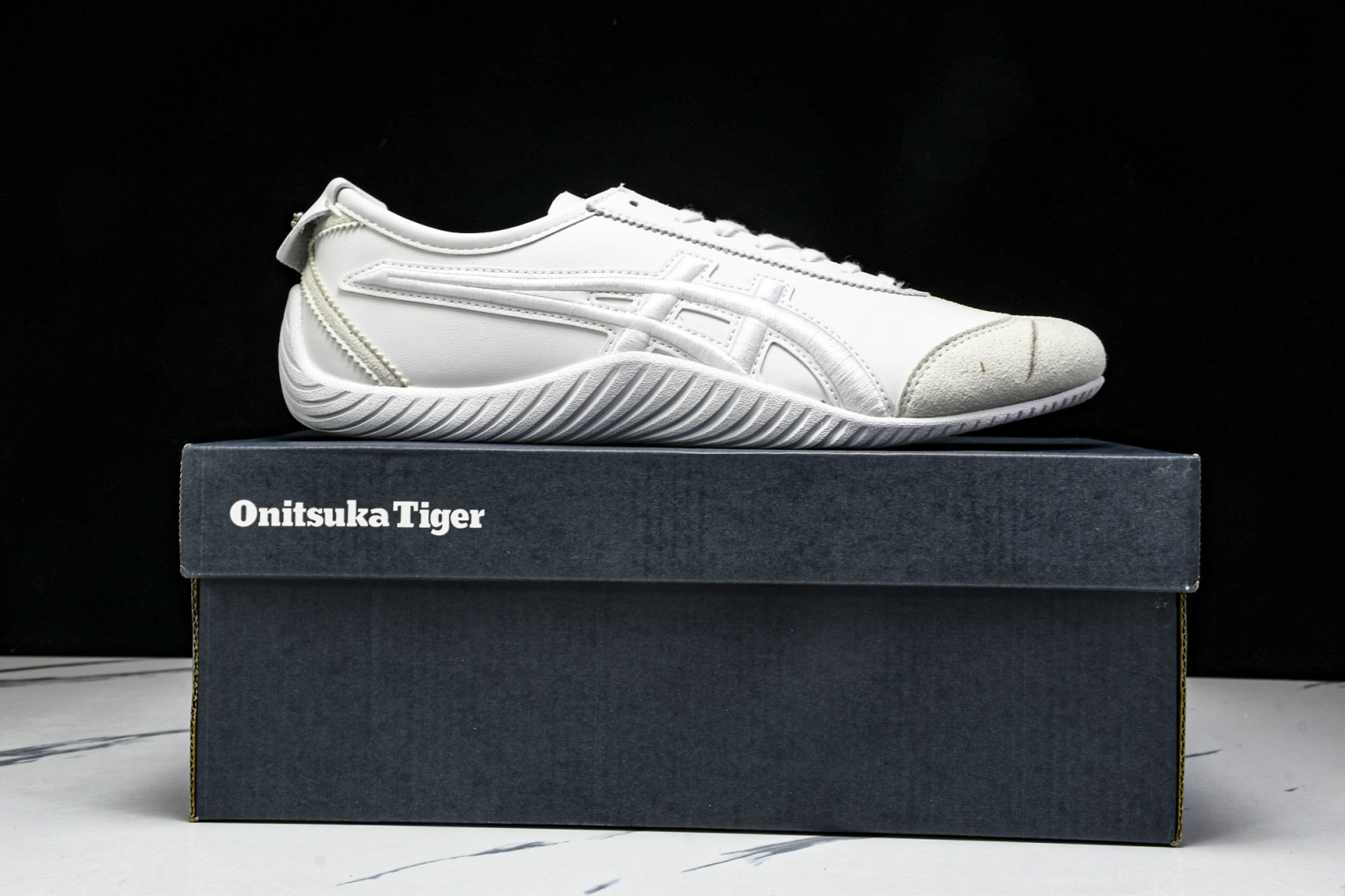 MEXICO 尺码36-45

纯原版出品-Onitsuka Tiger鬼塚虎 MEXICO 66 DR
