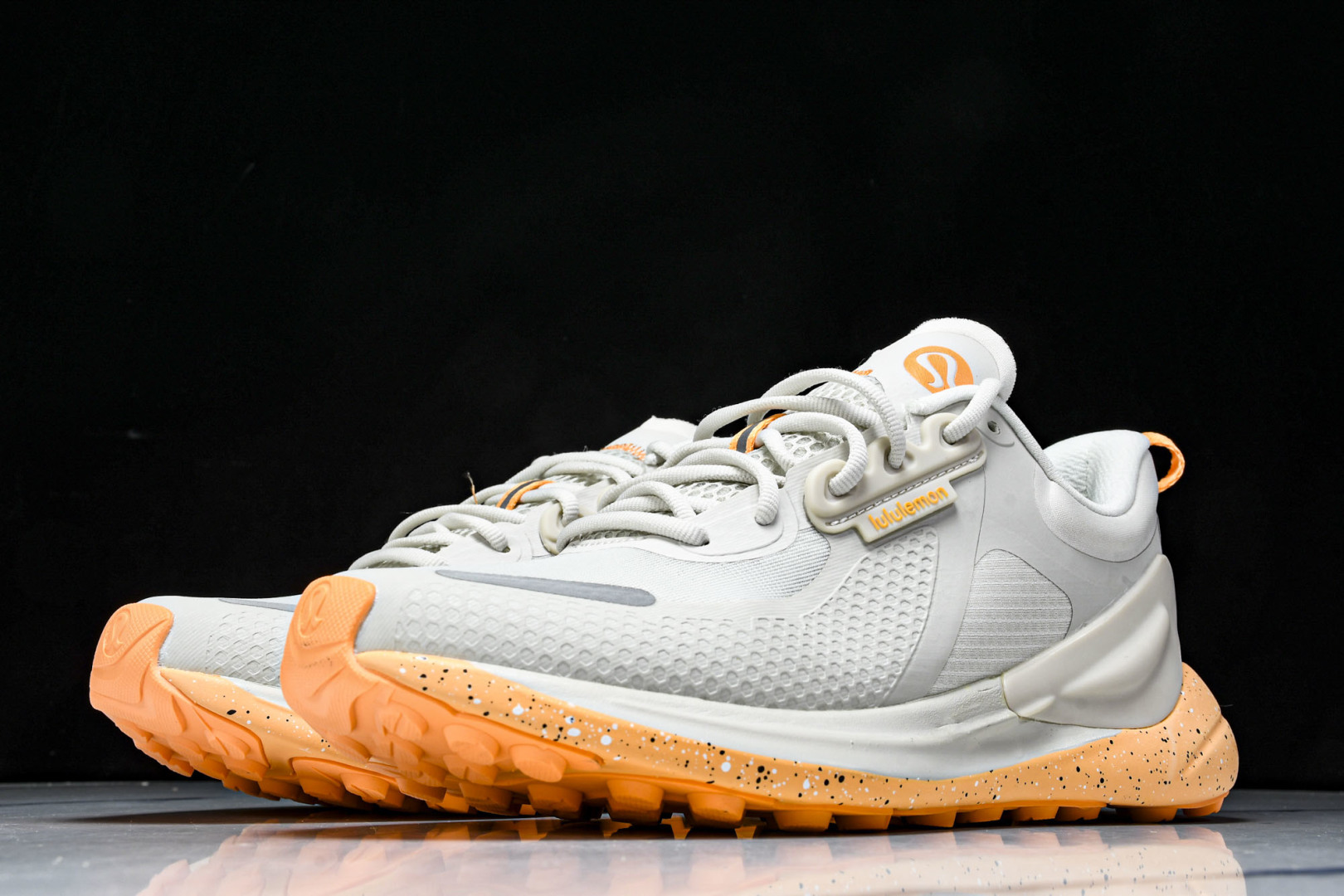 Lulu 尺码36-45

纯原版出品-露露乐蒙Lululemon W Blissfeel TRAIL 