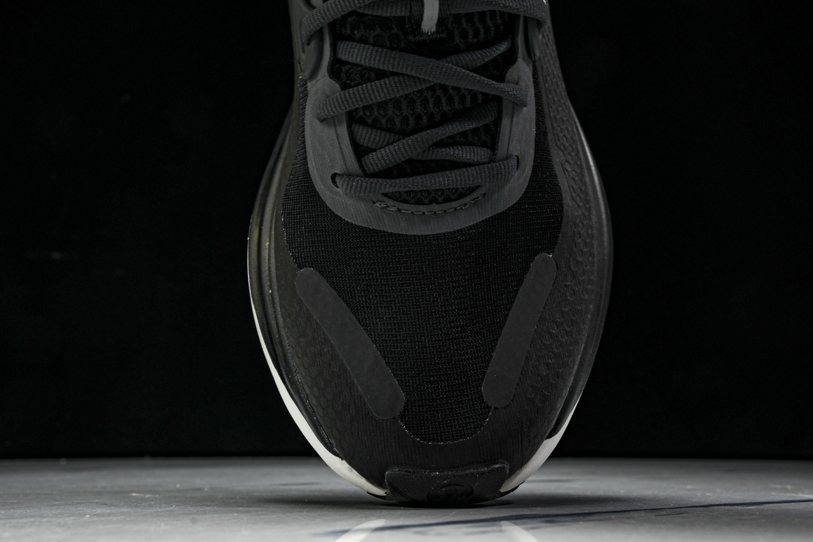 Lulu 尺码36-45

纯原版出品-露露乐蒙Lululemon W Blissfeel TRAIL 
