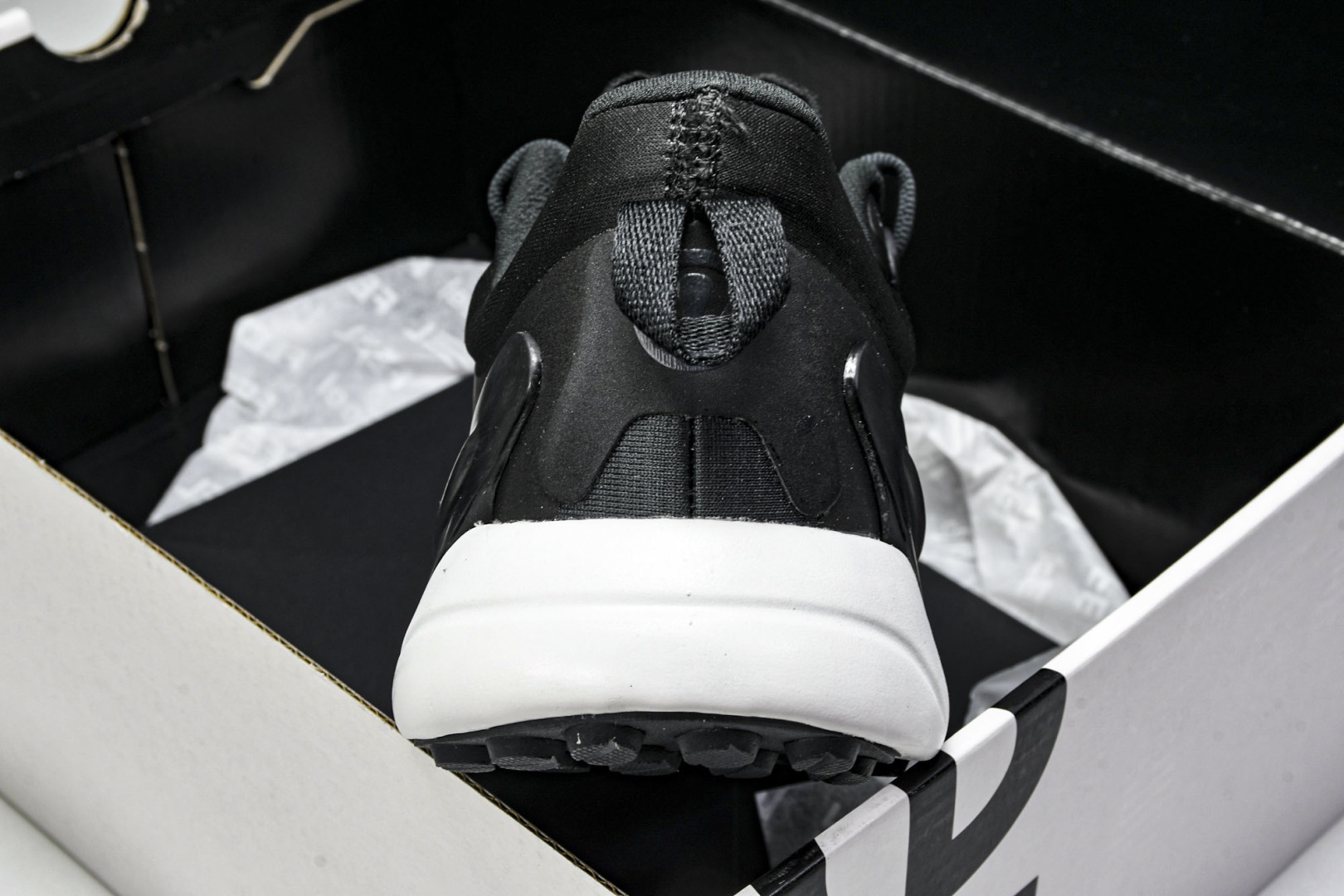 Lulu 尺码36-45

纯原版出品-露露乐蒙Lululemon W Blissfeel TRAIL 