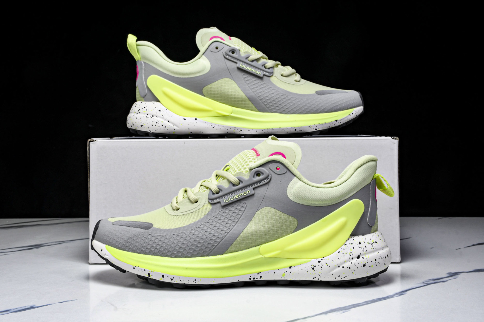 Lulu 尺码36-45

纯原版出品-露露乐蒙Lululemon W Blissfeel TRAIL 