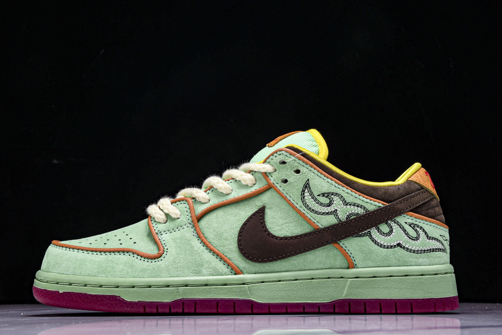 Dunk 尺码40-47.5

纯原版出品-SB Dunk Low Tourmaline 黑人月 低帮休