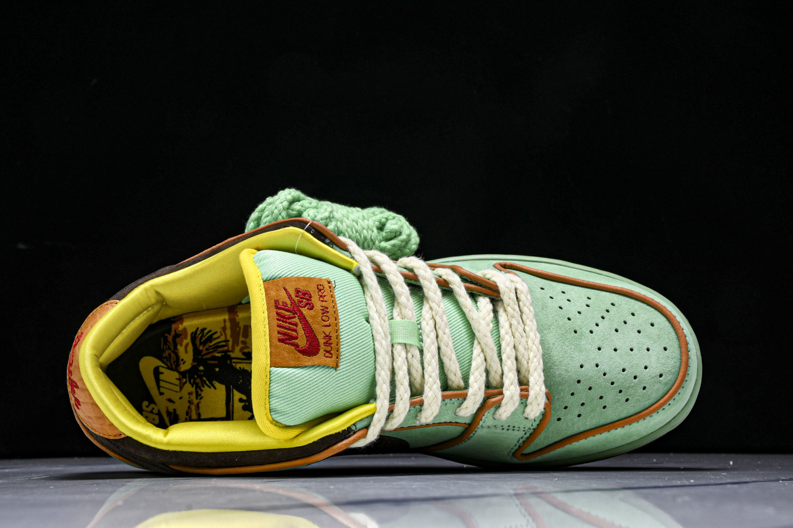 Dunk 尺码40-47.5

纯原版出品-SB Dunk Low Tourmaline 黑人月 低帮休