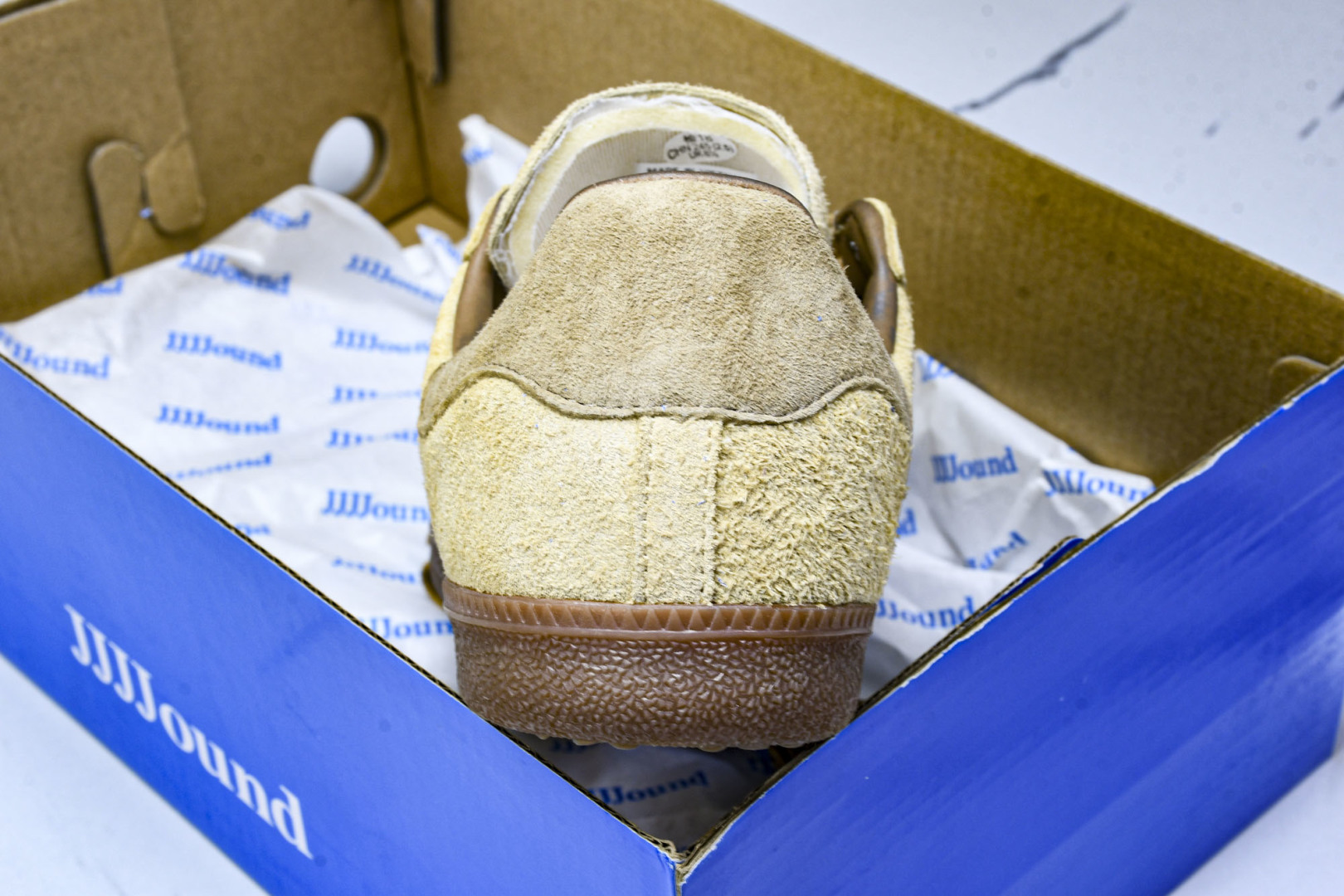  AD 三叶草 SAMB JJJJOUND 男女休闲板鞋 ID8709 尺寸 36 36⅔ 37⅓ 38