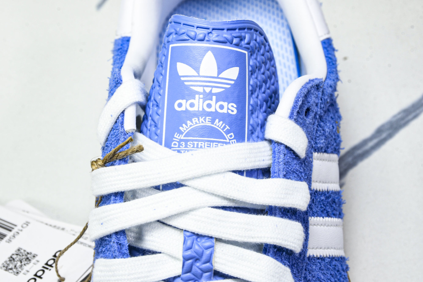  AD 三叶草 SAMBA ADV 男女休闲板鞋 ID1668 尺寸 36 36⅔ 37⅓ 38 38⅔