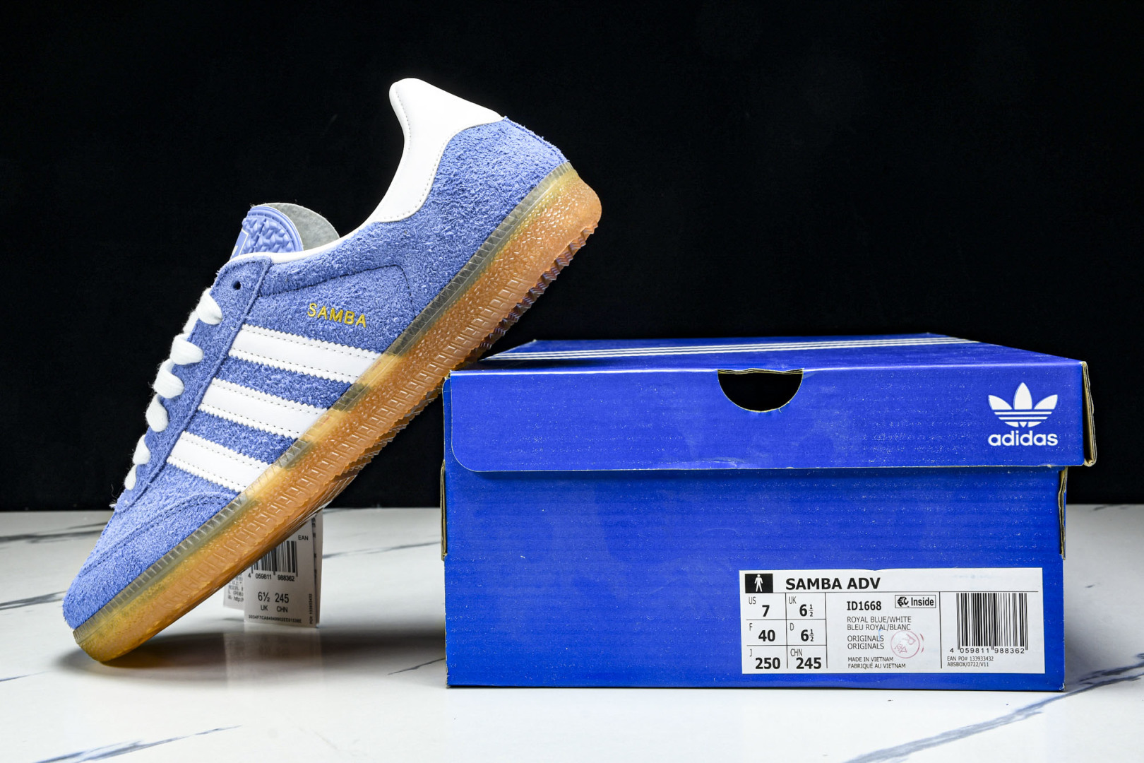  AD 三叶草 SAMBA ADV 男女休闲板鞋 ID1668 尺寸 36 36⅔ 37⅓ 38 38⅔