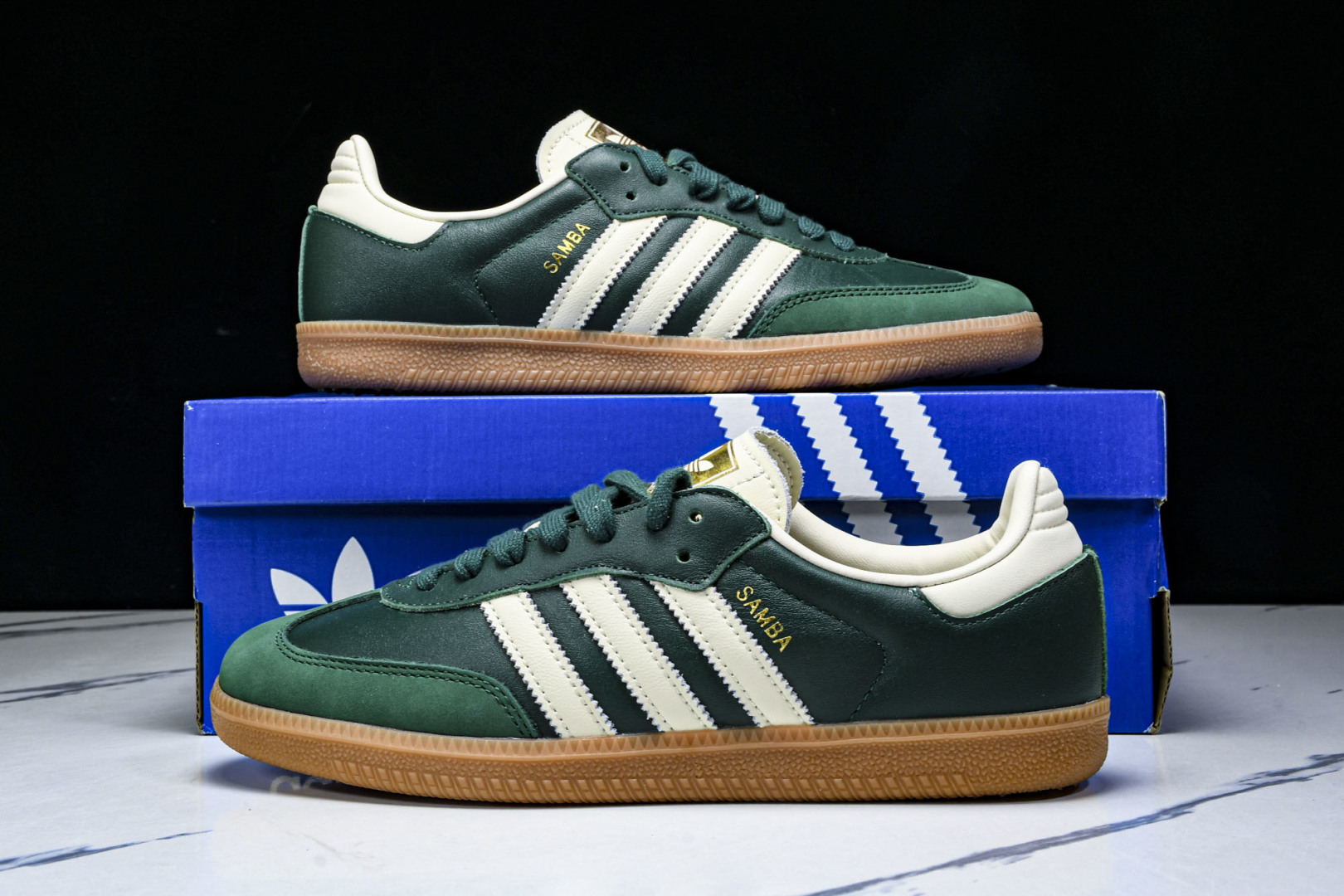  AD 三叶草 SAMBA OG W 男女休闲板鞋 IE0872 尺寸 36 36⅔ 37⅓ 38 38