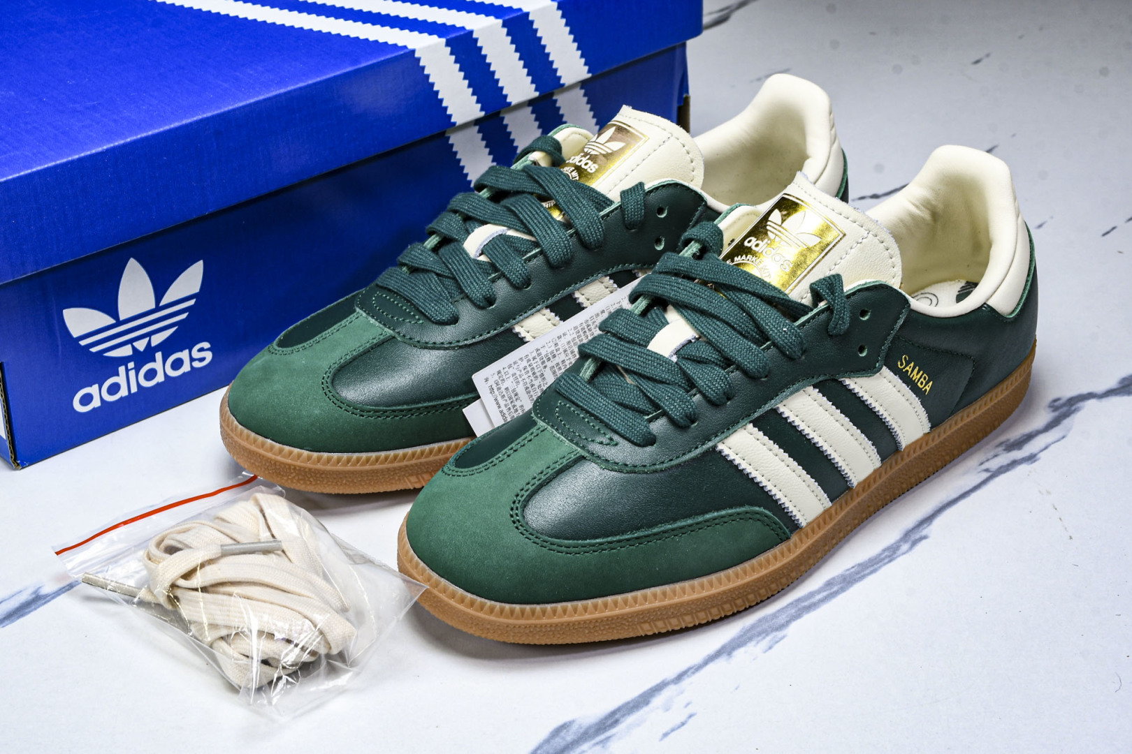  AD 三叶草 SAMBA OG W 男女休闲板鞋 IE0872 尺寸 36 36⅔ 37⅓ 38 38