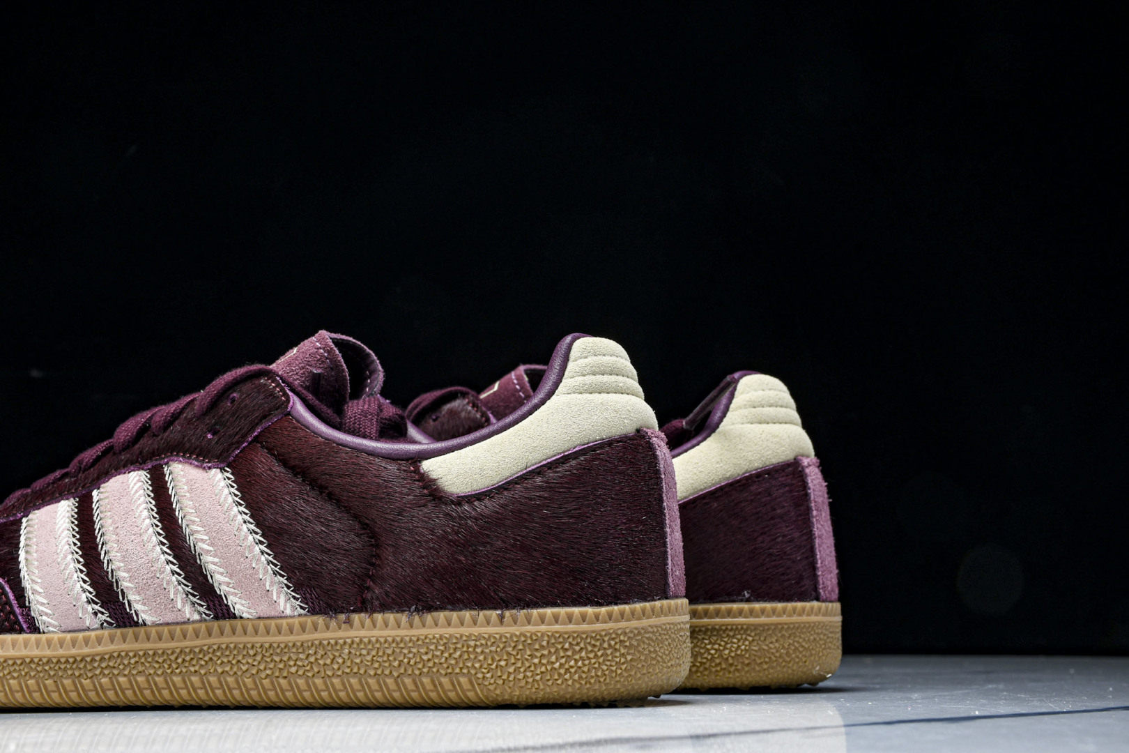  AD 三叶草 SAMBA OG W 女休闲板鞋 ID8709 尺寸 36 36⅔ 37⅓ 38 38⅔