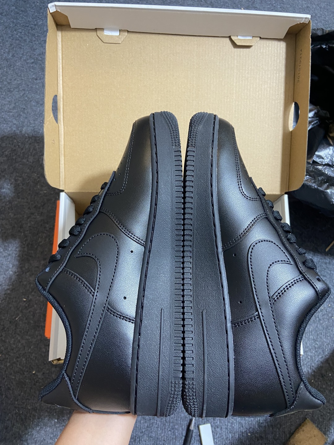 AF1黑魂low 尺码：36-41   40-47.5

纯原出品-AIR FORCE 1 '07系列男