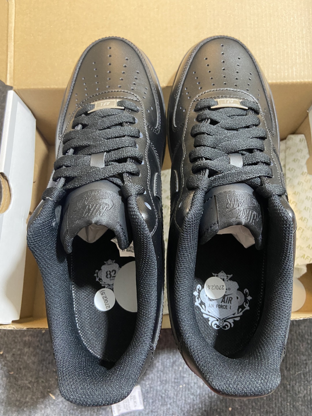 AF1黑魂low 尺码：36-41   40-47.5

纯原出品-AIR FORCE 1 '07系列男