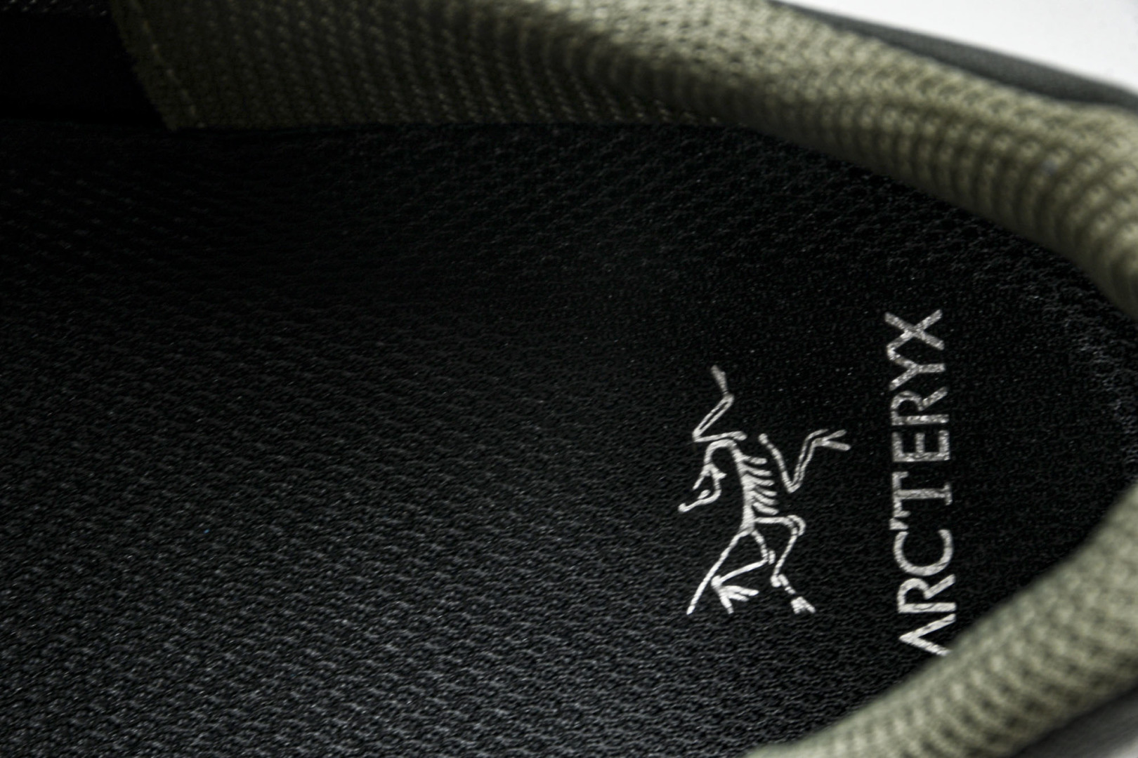 Arc'teryx 尺码36-45

纯原版出品-始祖鸟·Arc'teryx Norvan LD 3 G