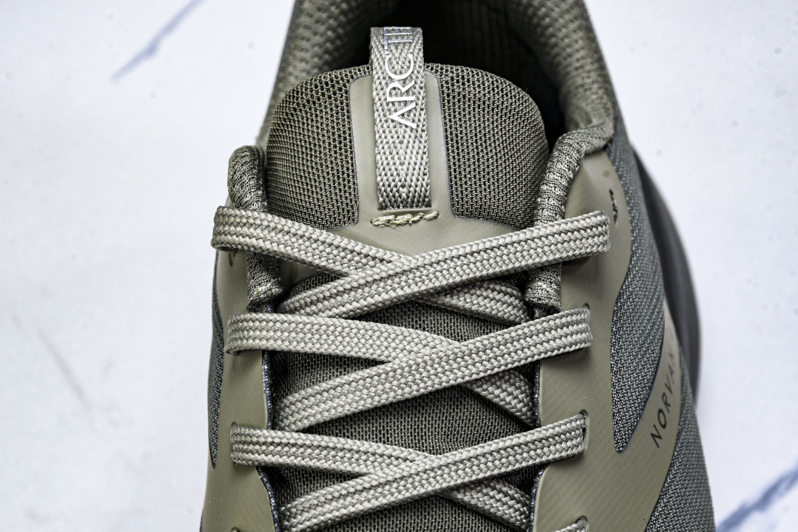 Arc'teryx 尺码36-45

纯原版出品-始祖鸟·Arc'teryx Norvan LD 3 G
