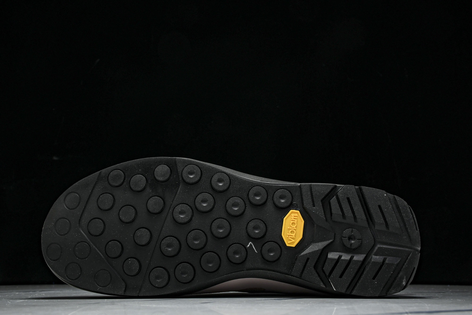 Arc'teryx 尺码36-45

纯原版出品-始祖鸟·Arc'teryx Arakys W 阿拉克路