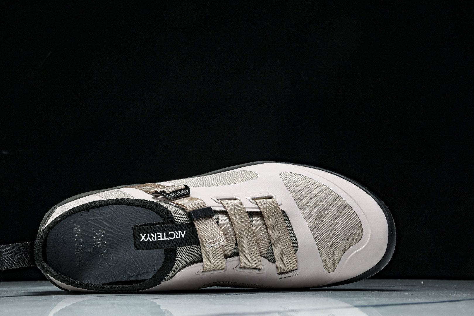 Arc'teryx 尺码36-45

纯原版出品-始祖鸟·Arc'teryx Arakys W 阿拉克路
