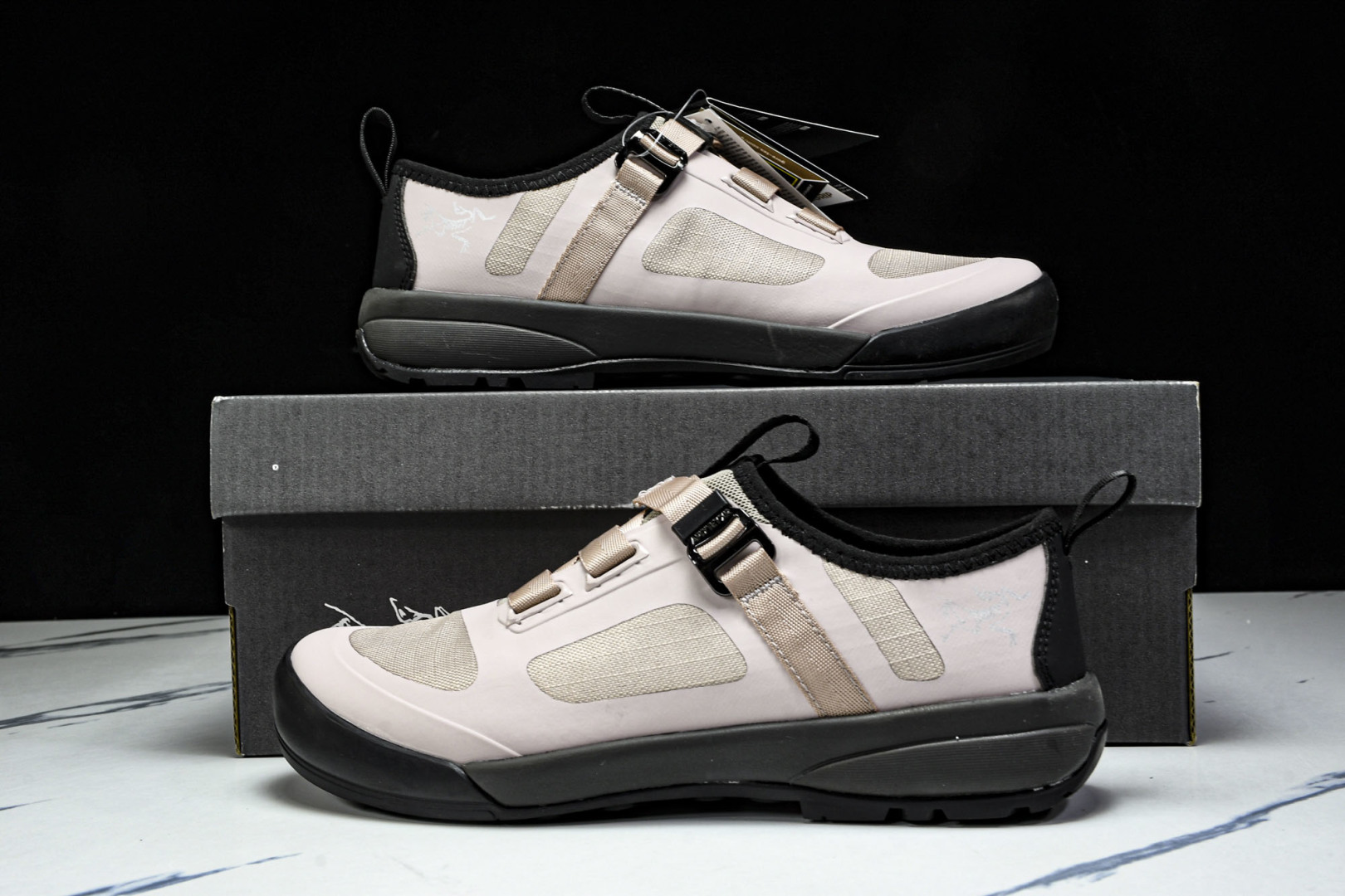 Arc'teryx 尺码36-45

纯原版出品-始祖鸟·Arc'teryx Arakys W 阿拉克路