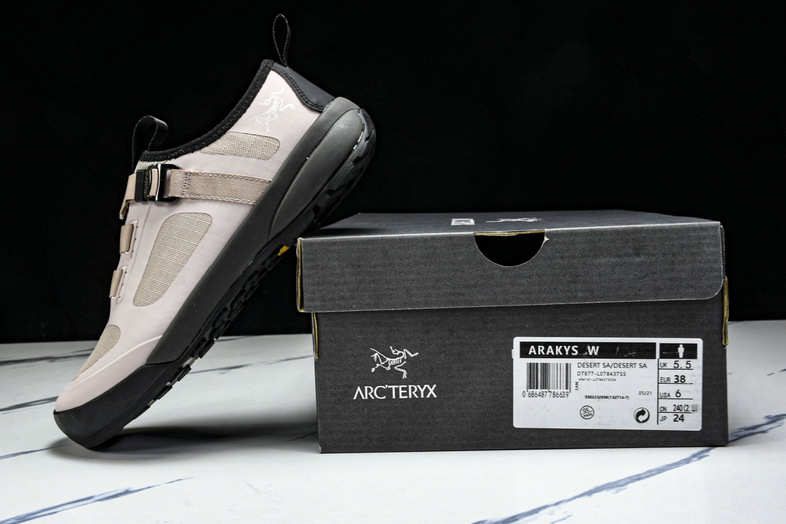 Arc'teryx 尺码36-45

纯原版出品-始祖鸟·Arc'teryx Arakys W 阿拉克路