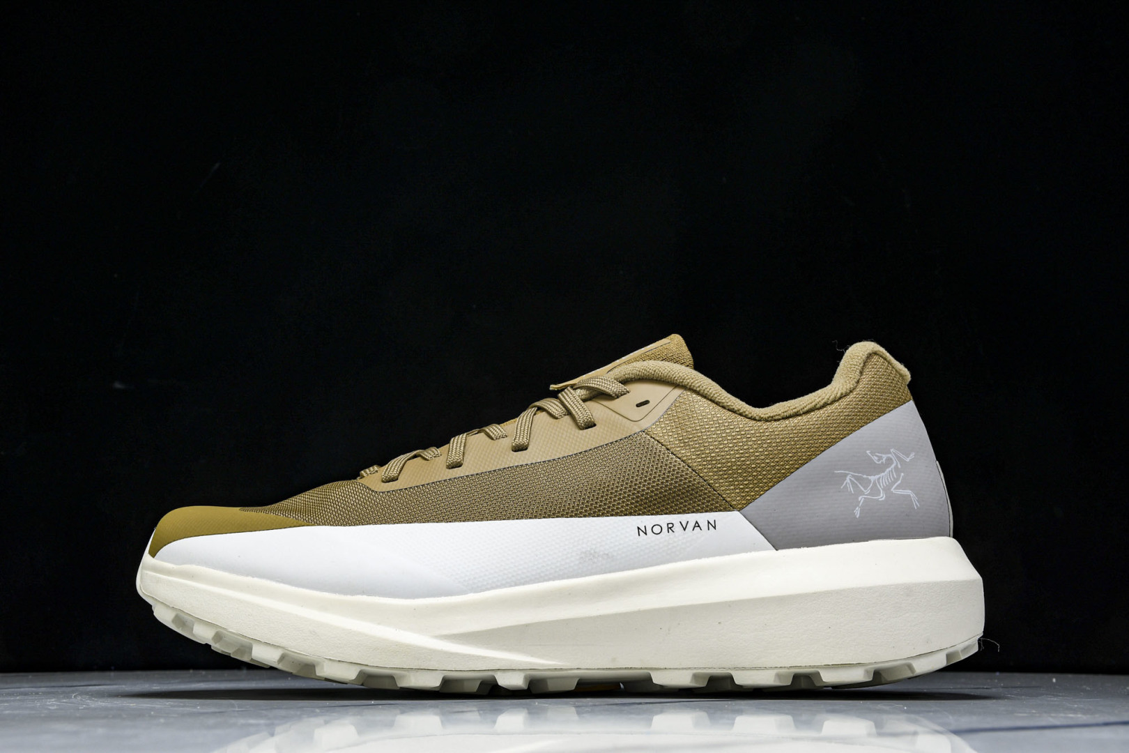 Arc'teryx 尺码39-45

纯原版出品-始祖鸟·Arc'teryx Norvan LD 4 G