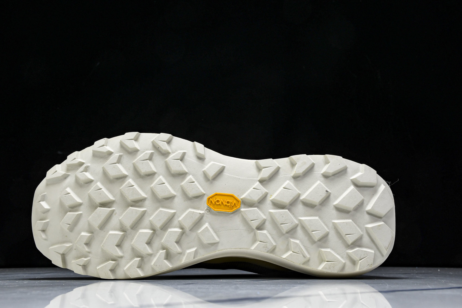 Arc'teryx 尺码39-45

纯原版出品-始祖鸟·Arc'teryx Norvan LD 4 G