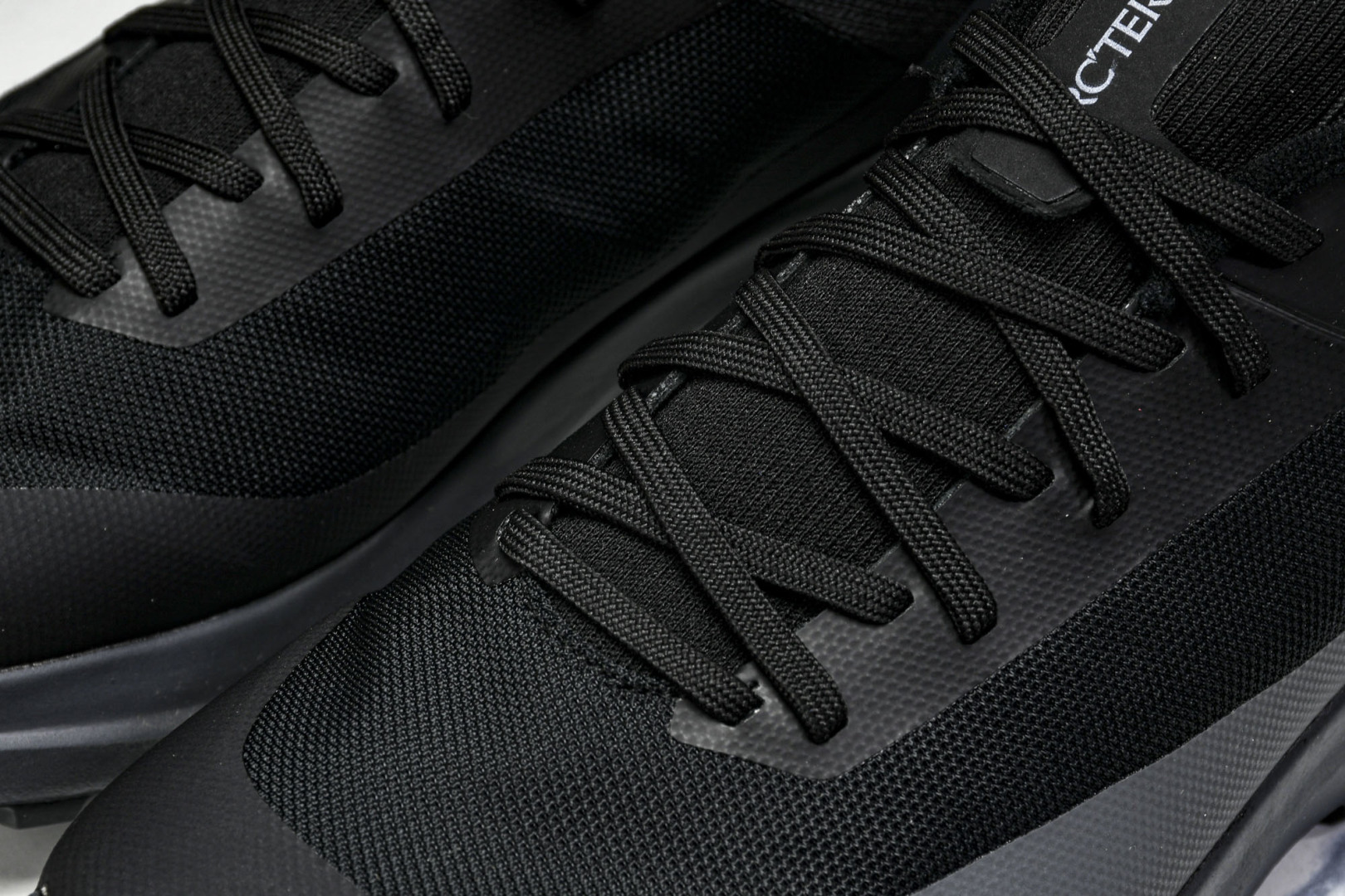 Arc'teryx 尺码39-45

纯原版出品-始祖鸟·Arc'teryx Norvan LD 4 G