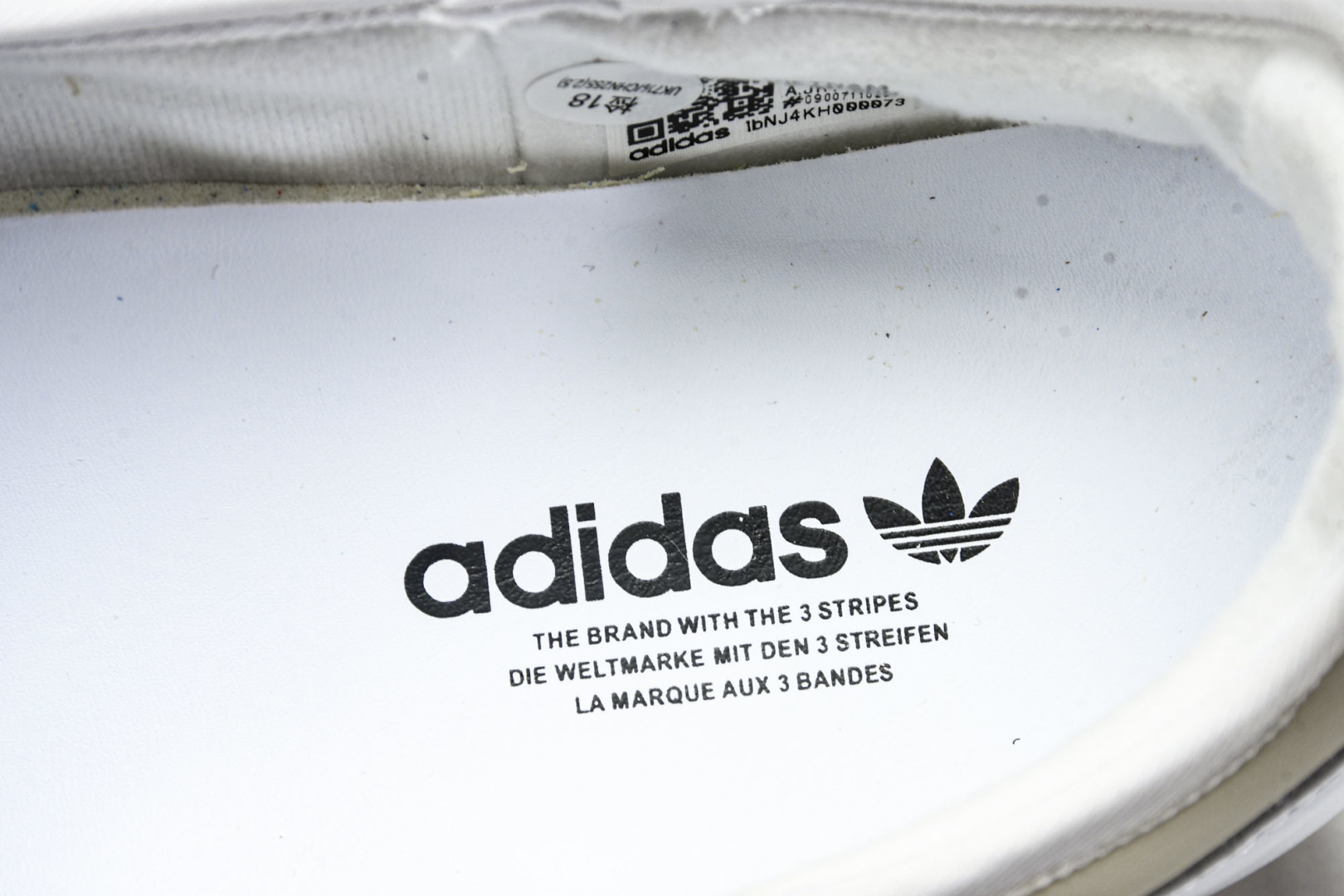  Adidas Samba Jane W 阿迪三叶草休闲生活鞋 JR1402 尺寸 36 36⅔ 37⅓
