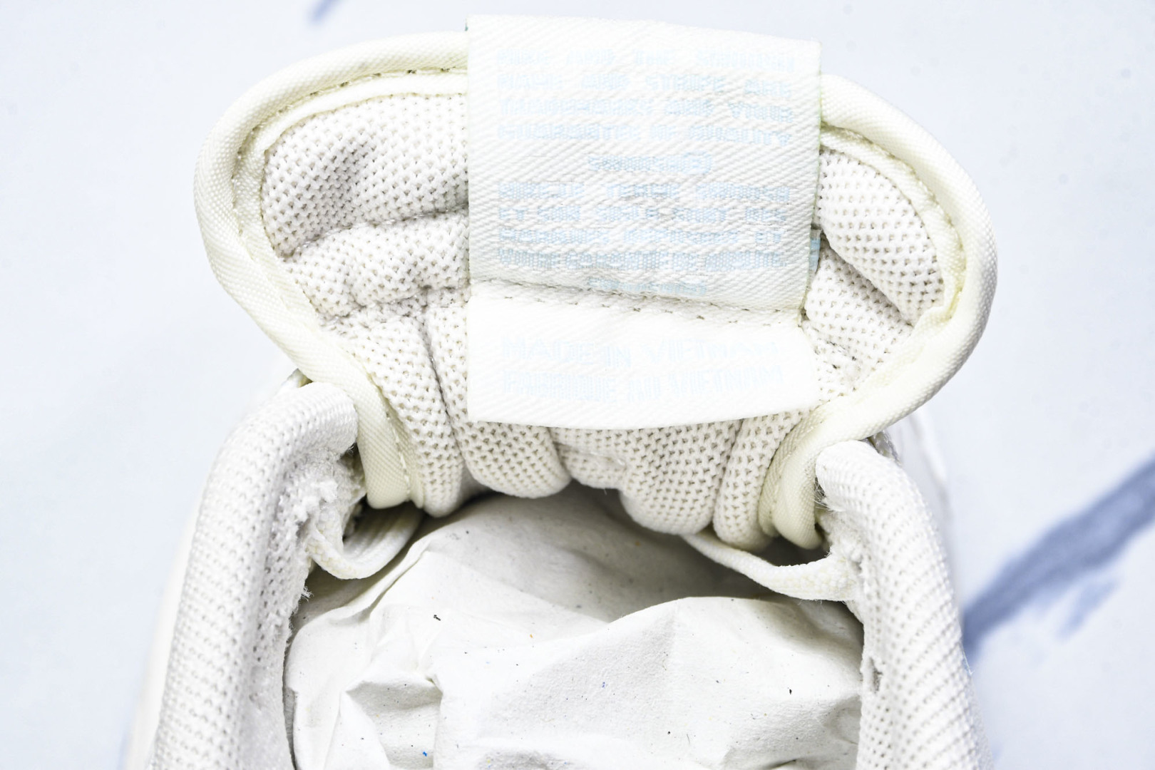 Dunk 尺码35.5-40

纯原版出品-SB Dunk Low Just Do It 周年高端定制 