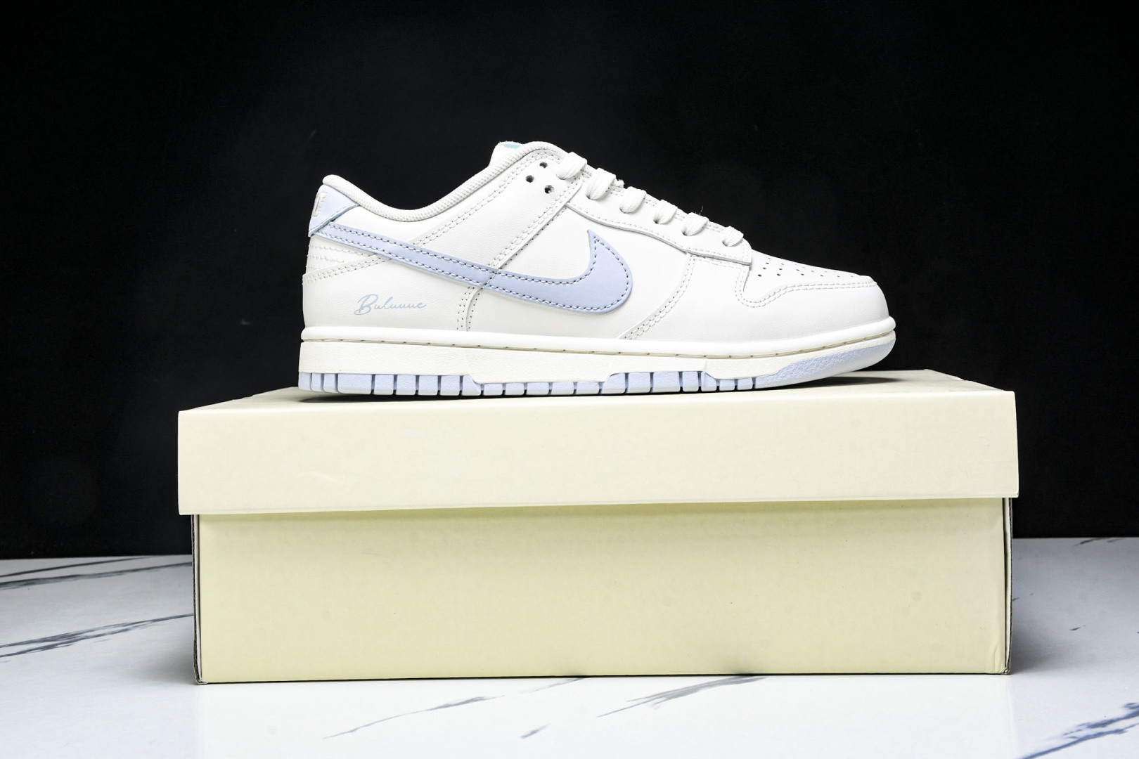 Dunk 尺码35.5-40

纯原版出品-SB Dunk Low Just Do It 周年高端定制 