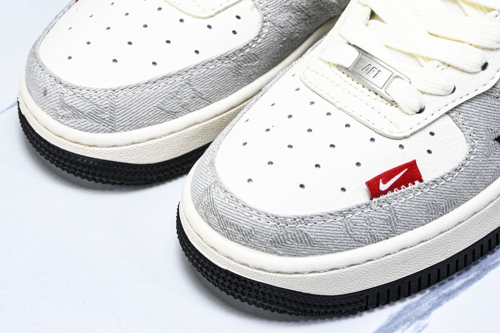 NK Air Force 1'07 Low LV联名 灰牛仔双勾 空军一号低帮休闲板鞋 YX5066-3