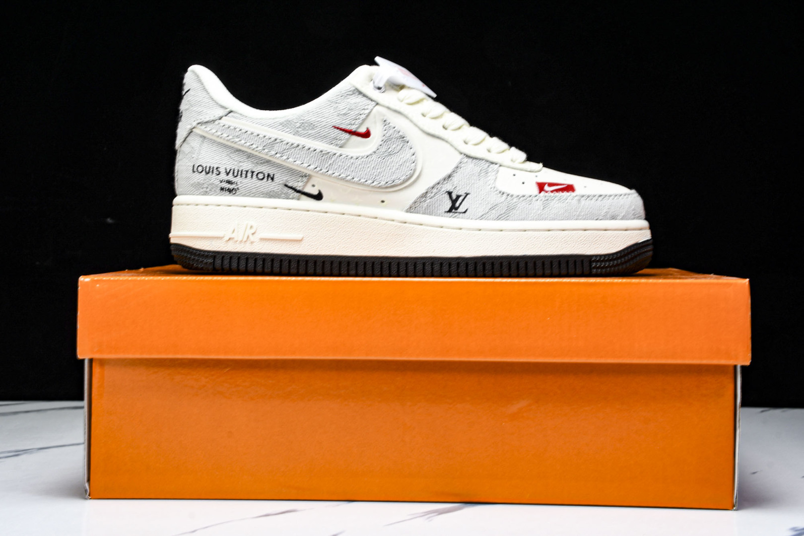 NK Air Force 1'07 Low LV联名 灰牛仔双勾 空军一号低帮休闲板鞋 YX5066-3