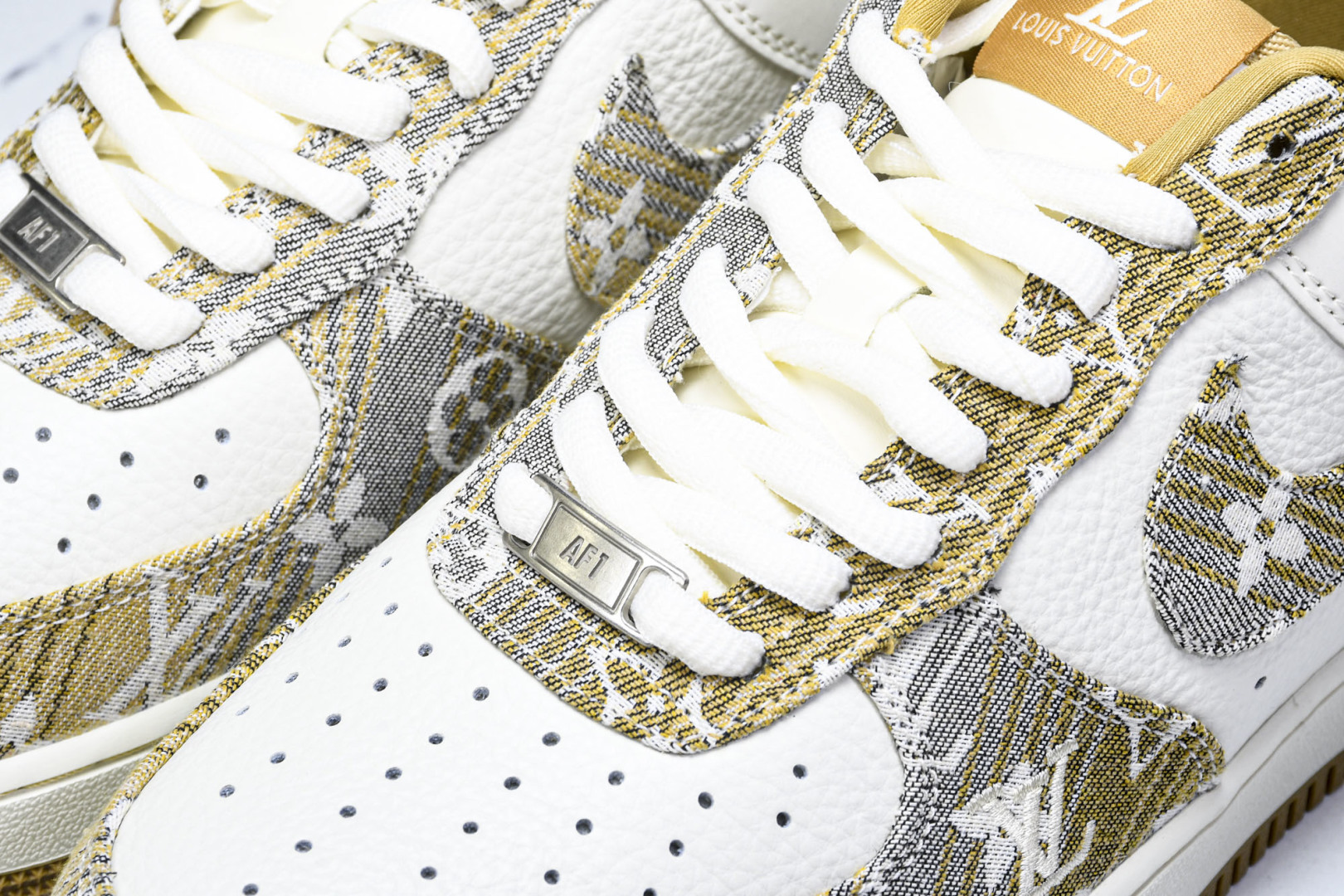 NK Air Force 1'07 Low LV联名 卡其灰牛仔 空军一号低帮休闲运动板鞋 SC9207
