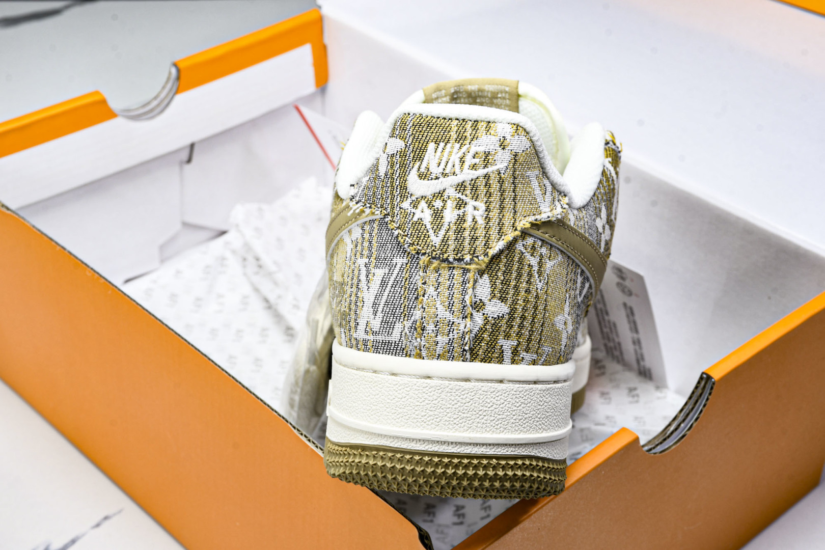 NK Air Force 1'07 Low LV联名 卡其印花牛仔 空军一号低帮休闲板鞋 XS1958-