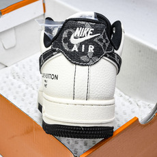 NK Air Force 1'07 Low LV联名 双拼黑牛仔 空军一号低帮休闲板鞋 YX5066-3 NK Air Force 1'07 Low LV联名 双拼黑牛仔 空军一号低帮休闲板鞋 YX5066-3