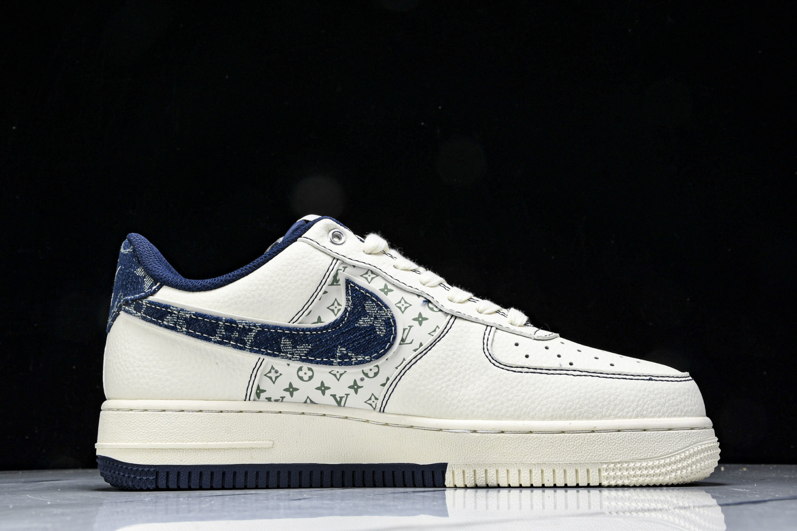 NK Air Force 1'07 Low LV联名 双拼蓝牛仔勾 空军一号低帮休闲板鞋 YX5066-