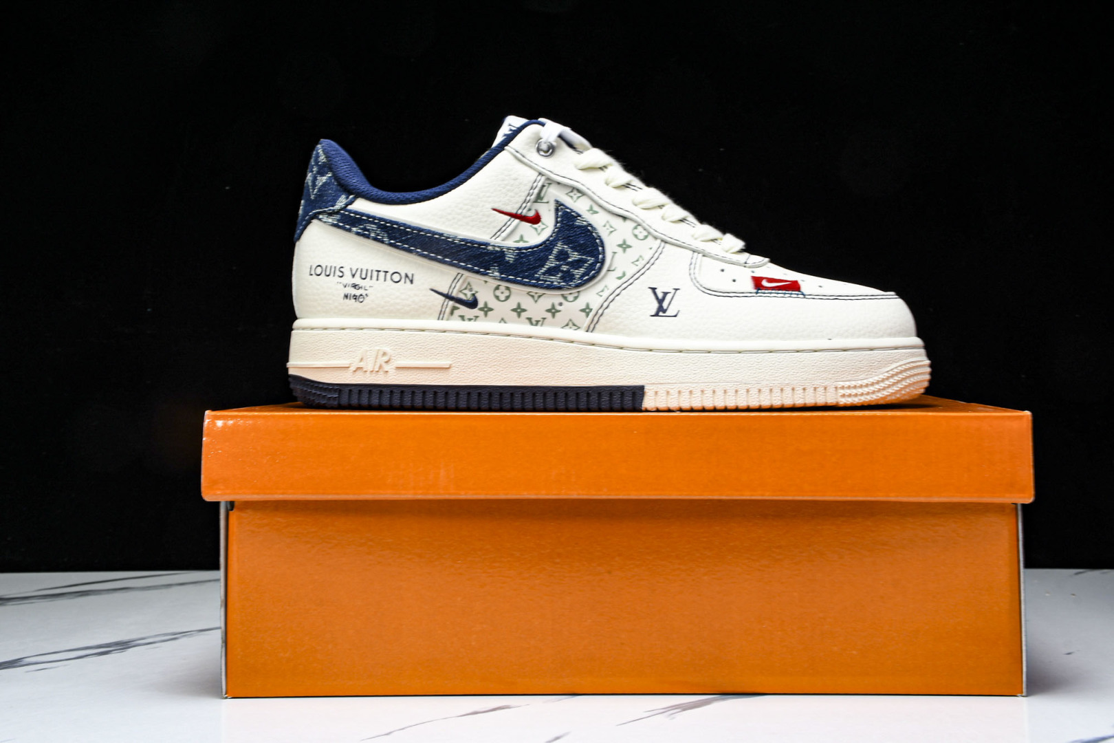 NK Air Force 1'07 Low LV联名 双拼蓝牛仔勾 空军一号低帮休闲板鞋 YX5066-