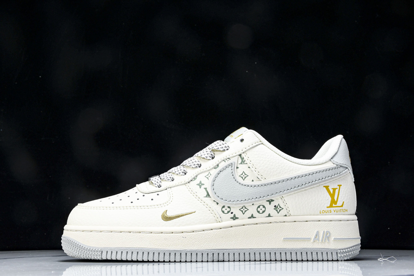 NK Air Force 1'07 Low LV联名 印花小金勾 空军一号低帮休闲板鞋 XX3168-1