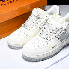 NK Air Force 1'07 Low LV联名 印花小金勾 空军一号低帮休闲板鞋 XX3168-1 NK Air Force 1'07 Low LV联名 印花小金勾 空军一号低帮休闲板鞋 XX3168-1