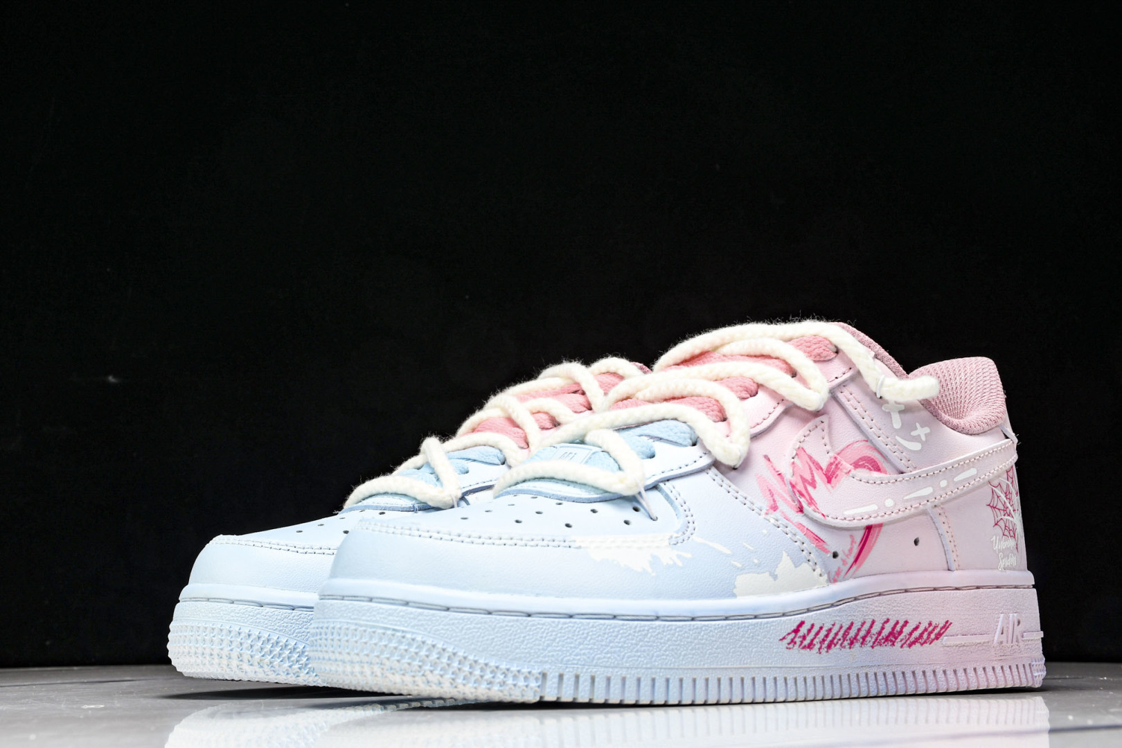 NK Air Force 1'07 Low Purple Butterfly 手绘涂鸦 粉蓝蛛心 空军一