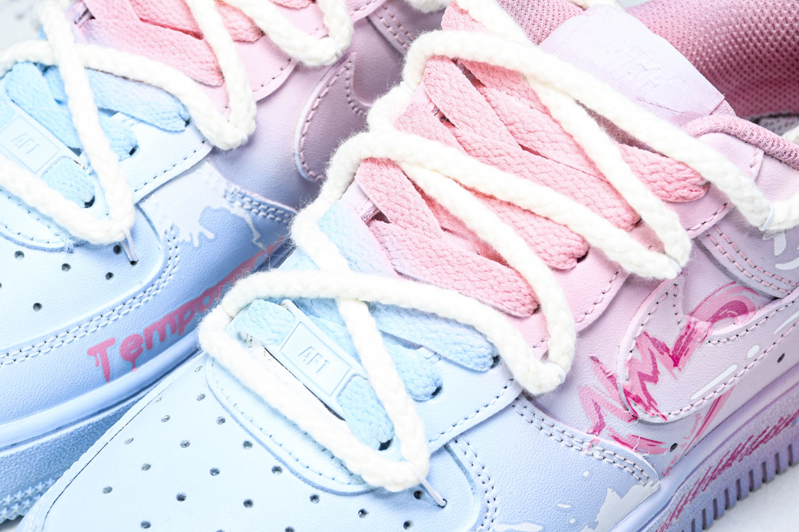 NK Air Force 1'07 Low Purple Butterfly 手绘涂鸦 粉蓝蛛心 空军一