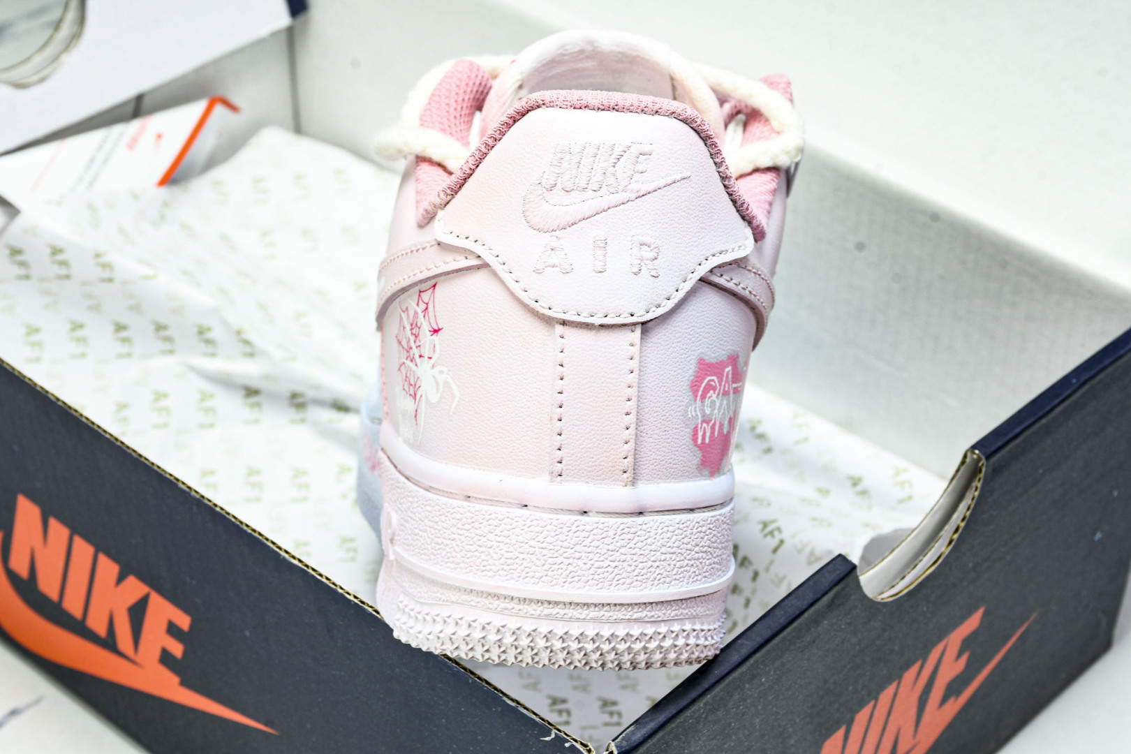 NK Air Force 1'07 Low Purple Butterfly 手绘涂鸦 粉蓝蛛心 空军一