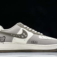 NK Air Force 1'07 Low Smiling Bear 笑脸熊 空军一号低帮休闲板鞋 DB NK Air Force 1'07 Low Smiling Bear 笑脸熊 空军一号低帮休闲板鞋 DB