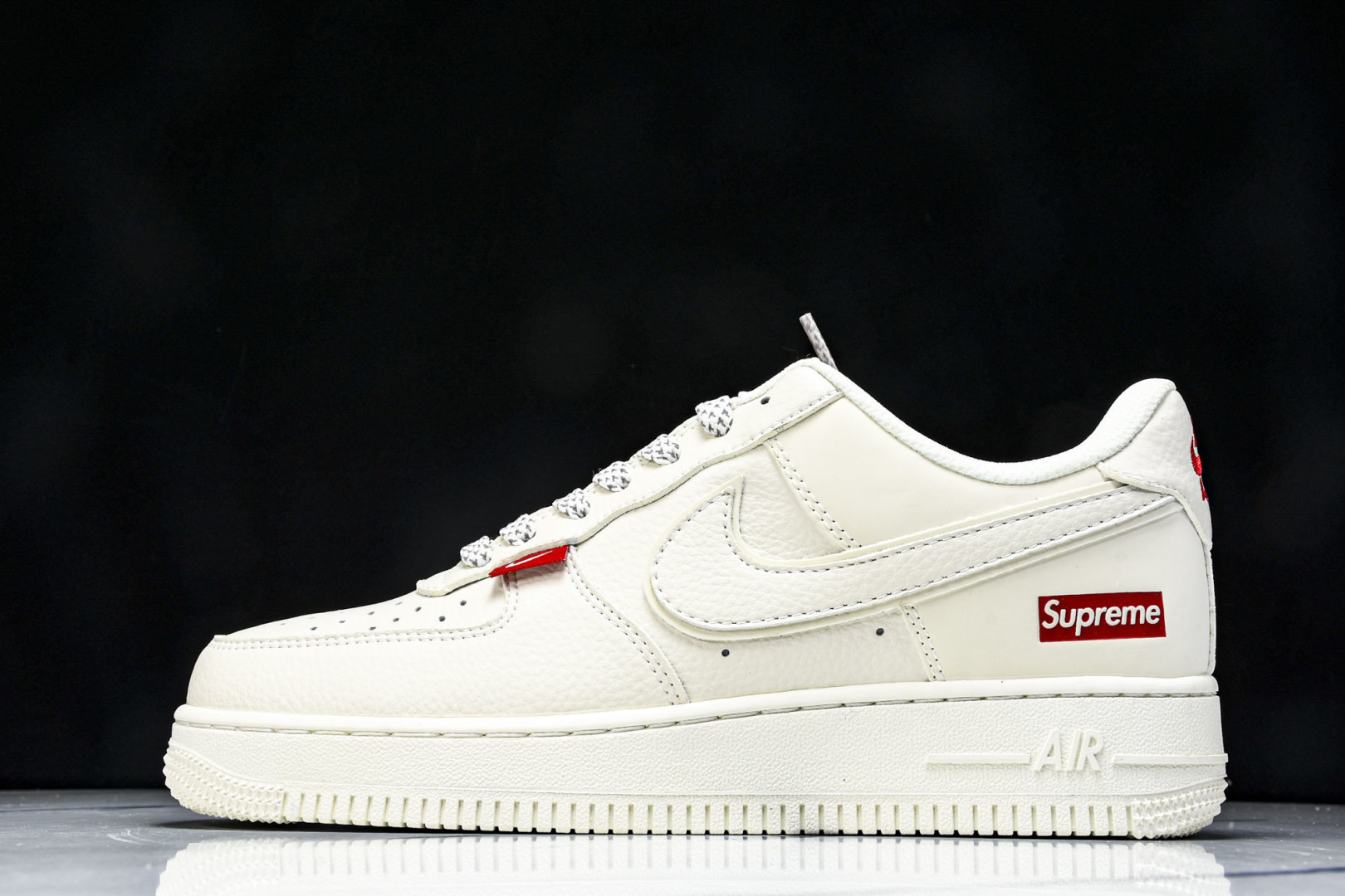 NK Air Force 1'07 Low Supreme联名 百搭米色 空军一号低帮休闲板鞋 CS52