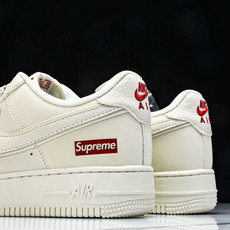 NK Air Force 1'07 Low Supreme联名 百搭米色 空军一号低帮休闲板鞋 CS52 NK Air Force 1'07 Low Supreme联名 百搭米色 空军一号低帮休闲板鞋 CS52
