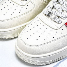 NK Air Force 1'07 Low Supreme联名 百搭米色 空军一号低帮休闲板鞋 CS52 NK Air Force 1'07 Low Supreme联名 百搭米色 空军一号低帮休闲板鞋 CS52