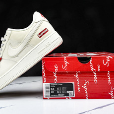 NK Air Force 1'07 Low Supreme联名 百搭米色 空军一号低帮休闲板鞋 CS52 NK Air Force 1'07 Low Supreme联名 百搭米色 空军一号低帮休闲板鞋 CS52