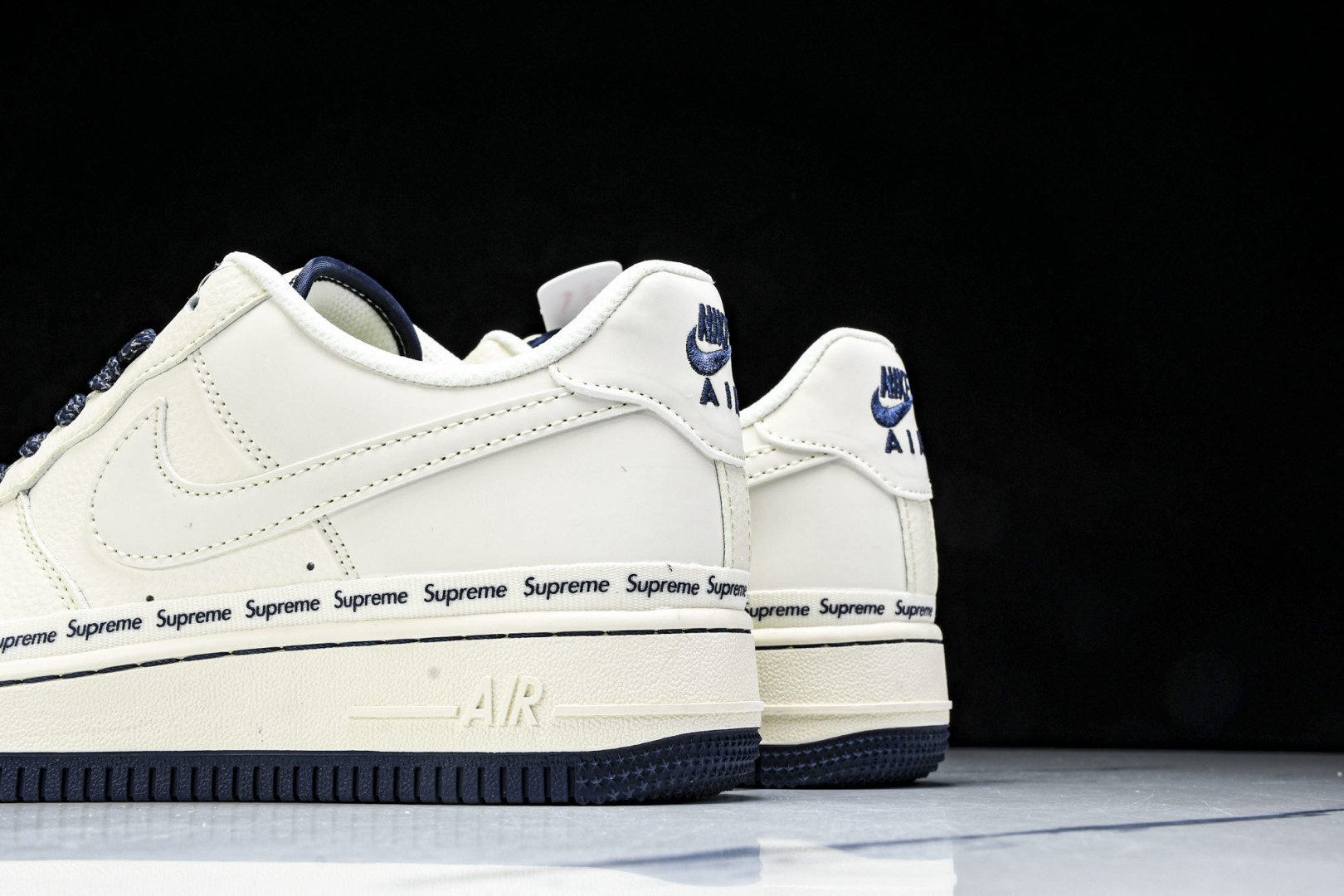 NK Air Force 1'07 Low Supreme联名 米蓝弹幕 空军一号低帮休闲板鞋 XX31
