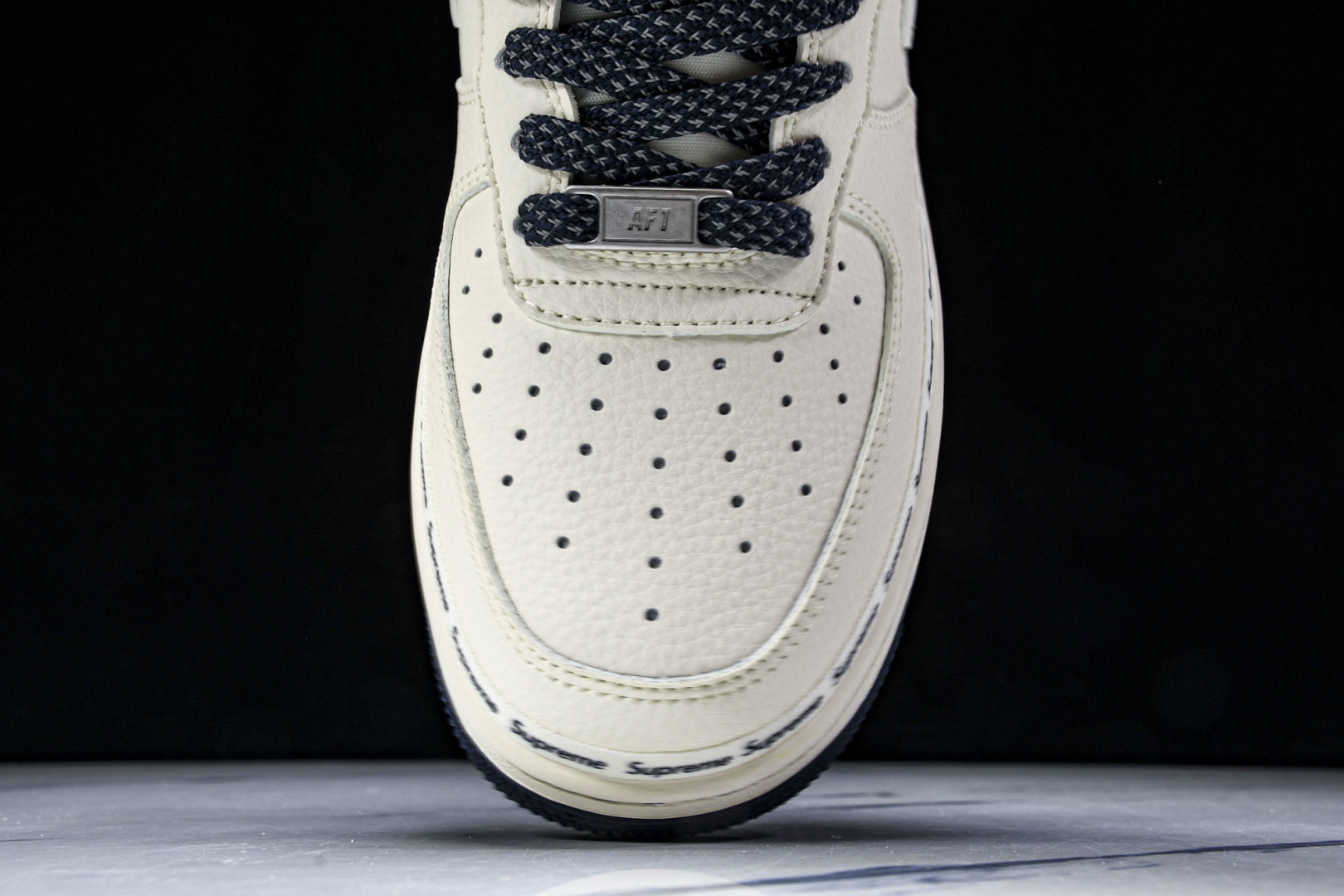 NK Air Force 1'07 Low Supreme联名 米蓝弹幕 空军一号低帮休闲板鞋 XX31
