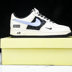 NK Air Force 1'07 Low Supreme联名 米蓝灰英文 空军一号低帮休闲板鞋 ZH2 NK Air Force 1'07 Low Supreme联名 米蓝灰英文 空军一号低帮休闲板鞋 ZH2