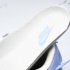 NK Air Force 1'07 Low Supreme联名 浅蓝大勾 空军一号低帮休闲板鞋 XS34 NK Air Force 1'07 Low Supreme联名 浅蓝大勾 空军一号低帮休闲板鞋 XS34
